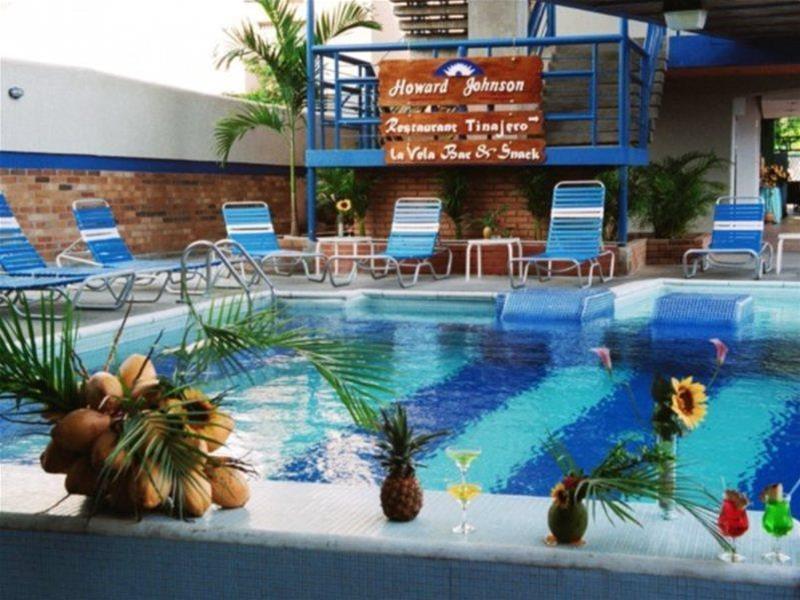 Howard Johnson Tinajeros Resort พอร์ลามา ภายนอก รูปภาพ